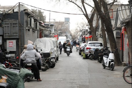 羅兒胡同 - 位于北京市西城區(qū)，緊鄰積水潭醫(yī)院南門